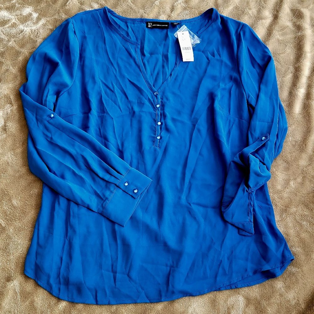 NWT Blue XL top New York & Company